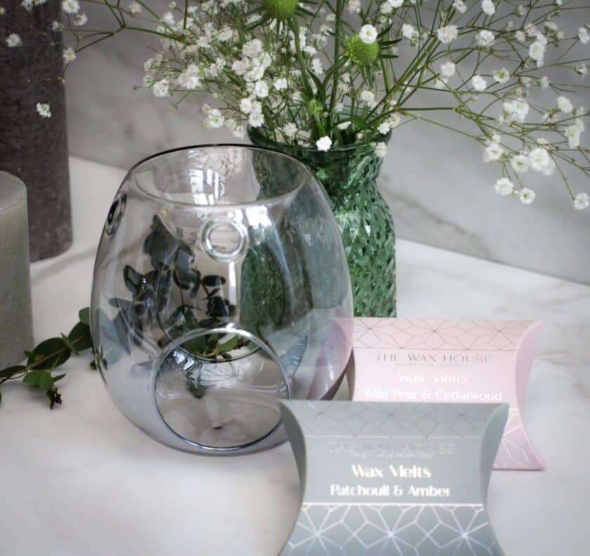 Grey Glass Wax Burner & Soy Wax Melts Gift Set