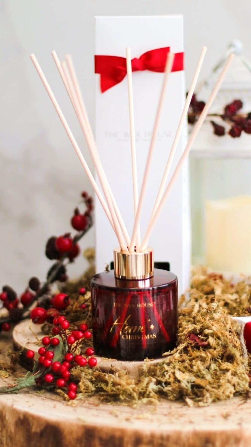 Home at Christmas Luxury Reed Diffuser in Ruby Red and Natural Reeds