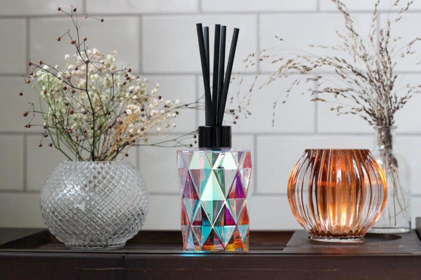 Pearlescent Reed Diffuser Black Reeds