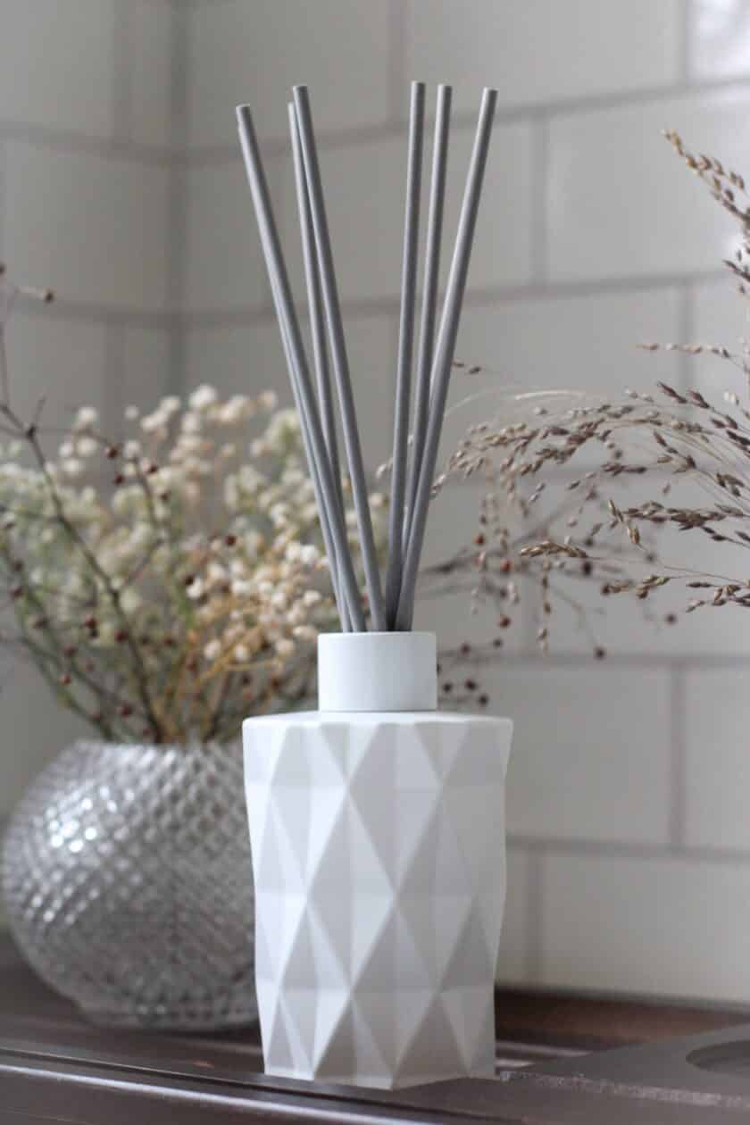 White Diamond Cut Reed Diffuser Grey Reeds